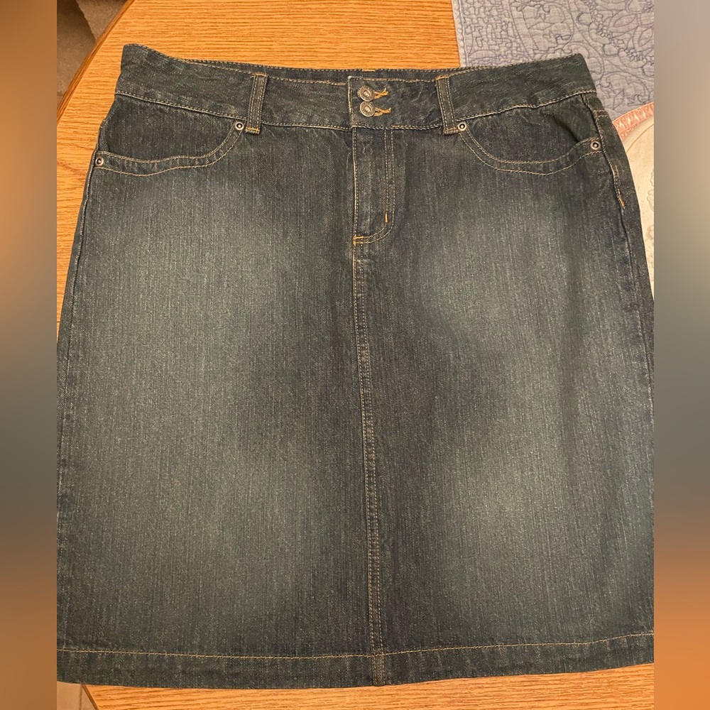 Ladies blue denim/jean mini skirt NWOT